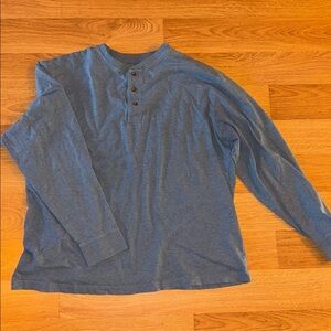 L.L. Bean Long Sleeve Blue Henley Shirt size large
